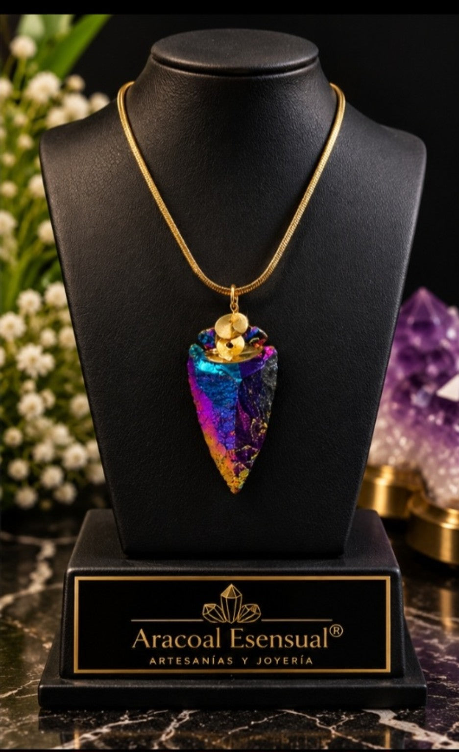 Collar artesanal Aracoal Esensual con colgante de colores